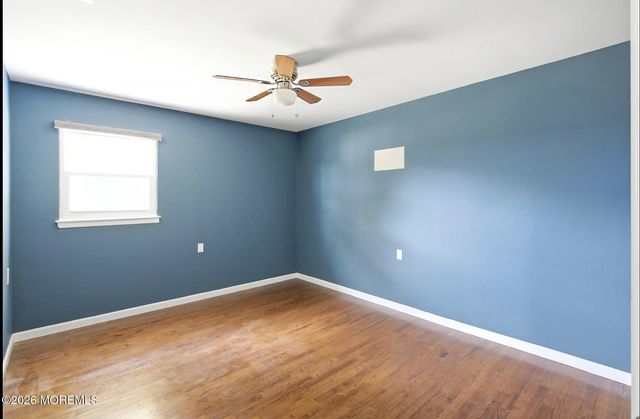 30 Parisian Drive, Toms River, NJ 08753