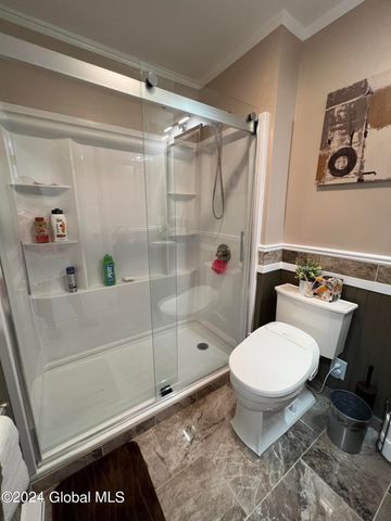 35 Meadow Rue Place, Malta, NY 12020