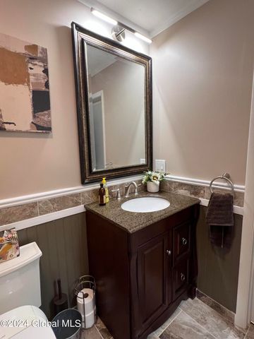 35 Meadow Rue Place, Malta, NY 12020