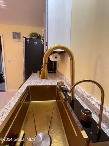 35 Meadow Rue Place, Malta, NY 12020