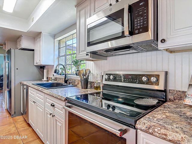 3622 Dame Street, Port Orange, FL 32129