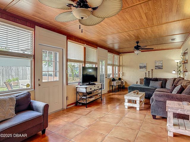 3622 Dame Street, Port Orange, FL 32129