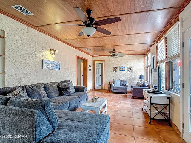3622 Dame Street, Port Orange, FL 32129
