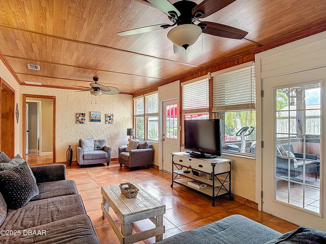 3622 Dame Street, Port Orange, FL 32129
