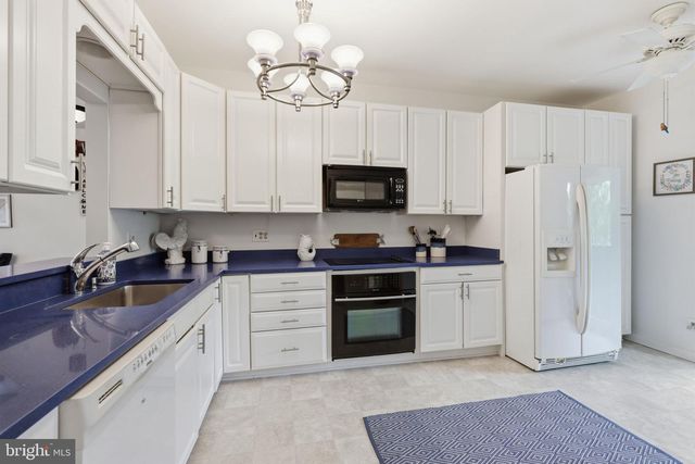 2102 CHESAPEAKE HARBOUR DR E, Annapolis, MD 21403