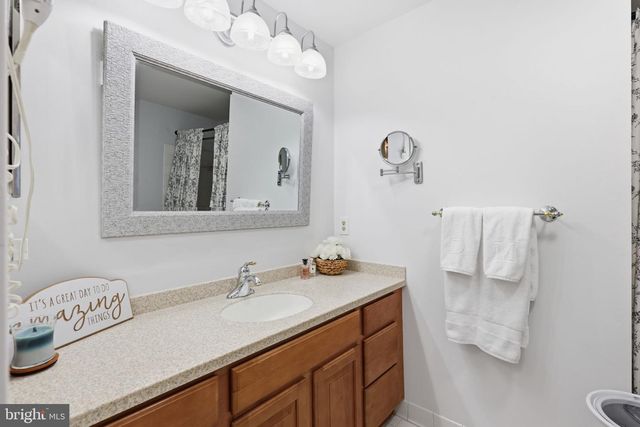 2102 CHESAPEAKE HARBOUR DR E, Annapolis, MD 21403