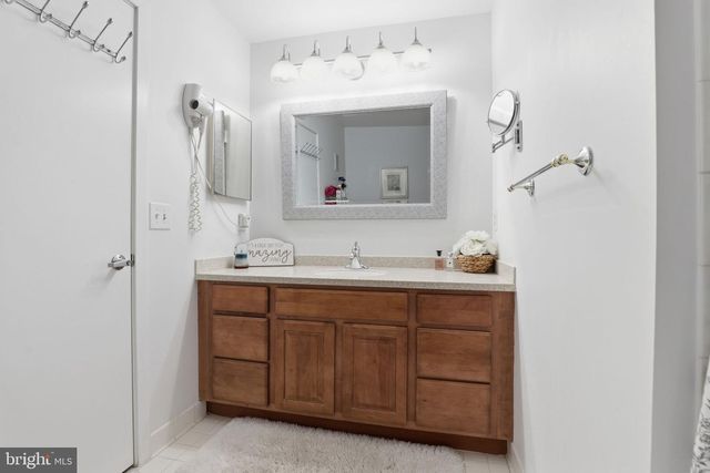 2102 CHESAPEAKE HARBOUR DR E, Annapolis, MD 21403