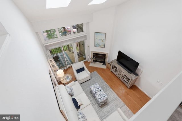 2102 CHESAPEAKE HARBOUR DR E, Annapolis, MD 21403