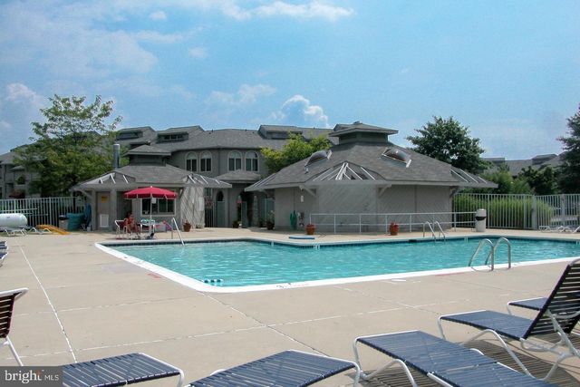 2102 CHESAPEAKE HARBOUR DR E, Annapolis, MD 21403