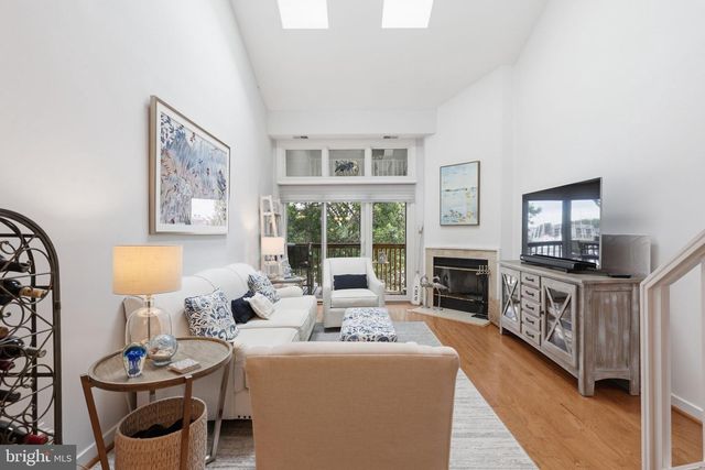 2102 CHESAPEAKE HARBOUR DR E, Annapolis, MD 21403