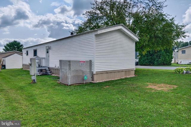 165 NORTHCREST ACRES, Lebanon, PA 17046