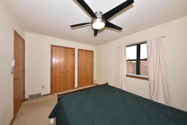 4508 Westchester SQUARE, West Milwaukee, WI 53214