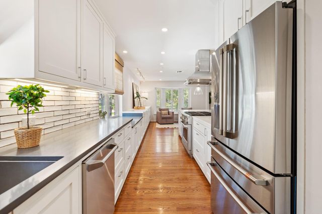 875 Glenchester Drive, Houston, TX 77079