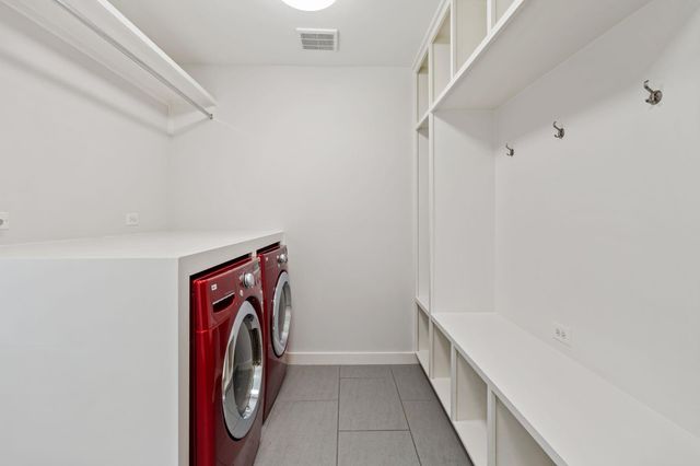 875 Glenchester Drive, Houston, TX 77079