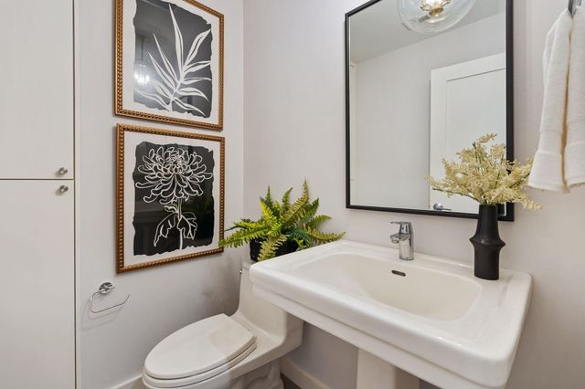 875 Glenchester Drive, Houston, TX 77079