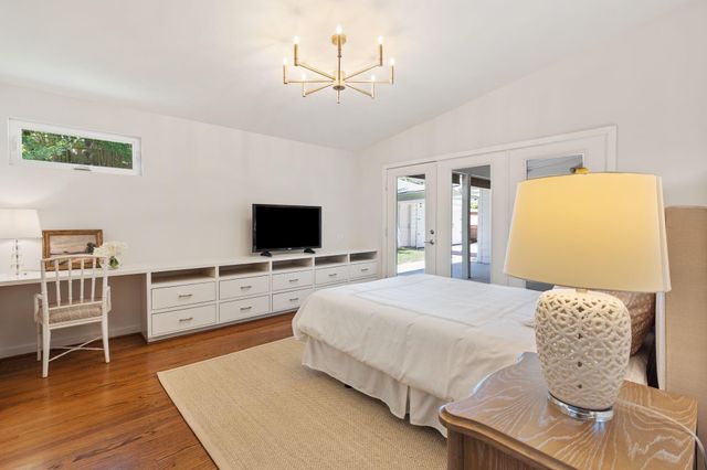 875 Glenchester Drive, Houston, TX 77079