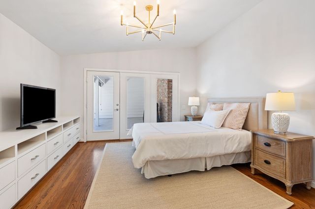 875 Glenchester Drive, Houston, TX 77079