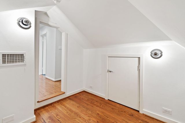 875 Glenchester Drive, Houston, TX 77079