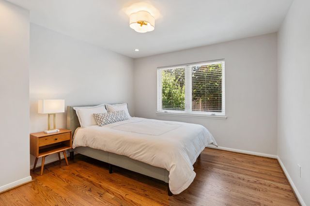 875 Glenchester Drive, Houston, TX 77079