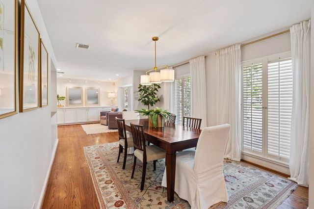 875 Glenchester Drive, Houston, TX 77079