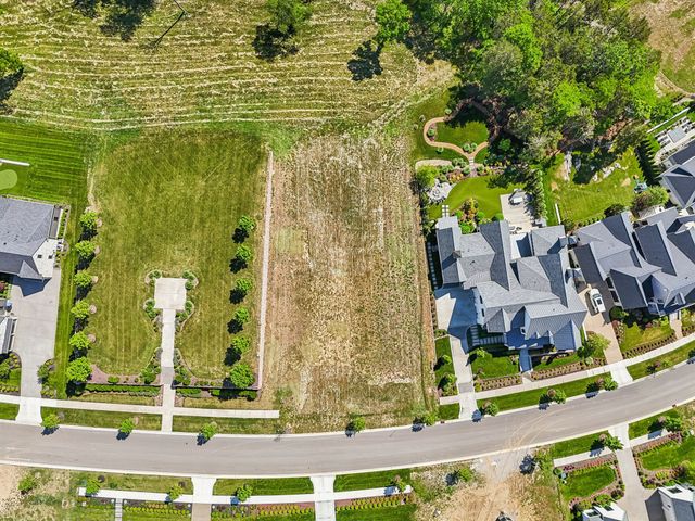 9120 Sawtooth Ln, College Grove, TN 37046