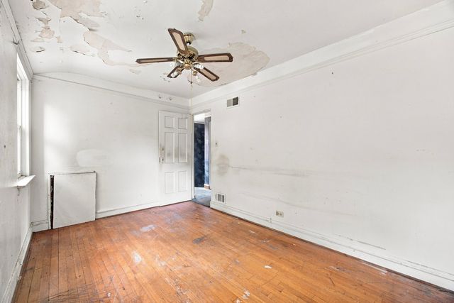 9310 S Vanderpoel Avenue, Chicago, IL 60643