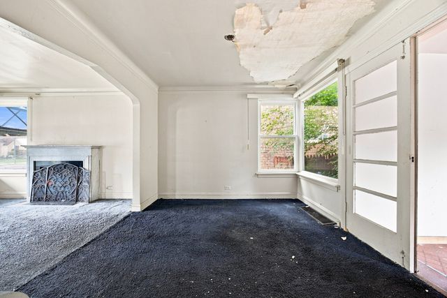 9310 S Vanderpoel Avenue, Chicago, IL 60643