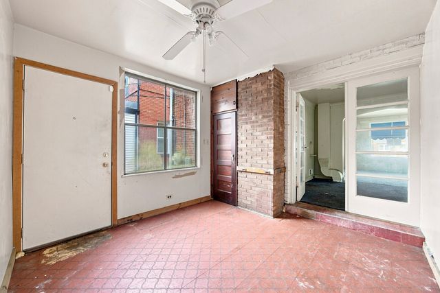 9310 S Vanderpoel Avenue, Chicago, IL 60643