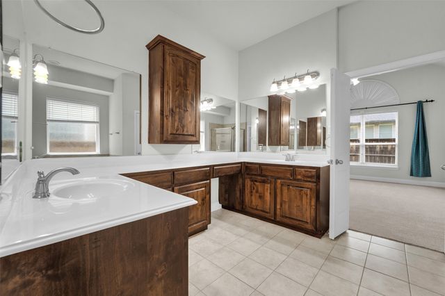 6201 Mickelson Way, Mckinney, TX 75070
