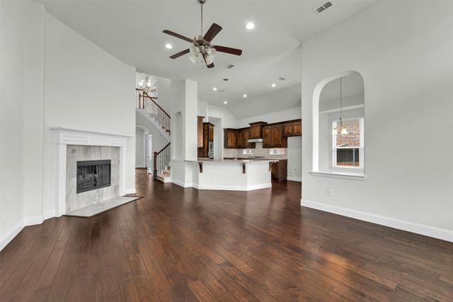 6201 Mickelson Way, Mckinney, TX 75070