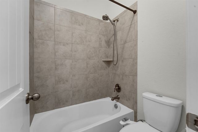 6201 Mickelson Way, Mckinney, TX 75070