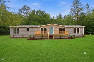 3984 Fulford Mcmillan Road, Raeford, NC 28376