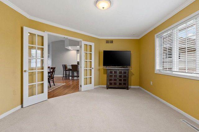 1517 RIVER PINES DRIVE, Green Bay, WI 54311