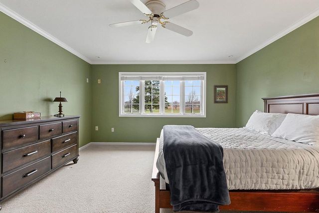 1517 RIVER PINES DRIVE, Green Bay, WI 54311