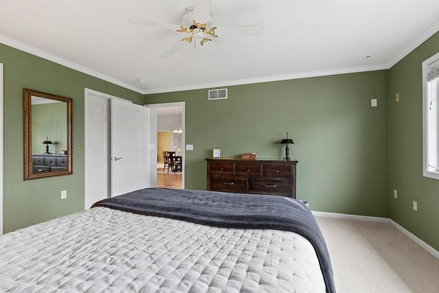 1517 RIVER PINES DRIVE, Green Bay, WI 54311