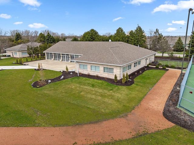 1517 RIVER PINES DRIVE, Green Bay, WI 54311