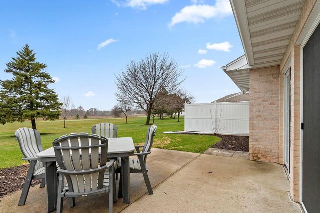 1517 RIVER PINES DRIVE, Green Bay, WI 54311