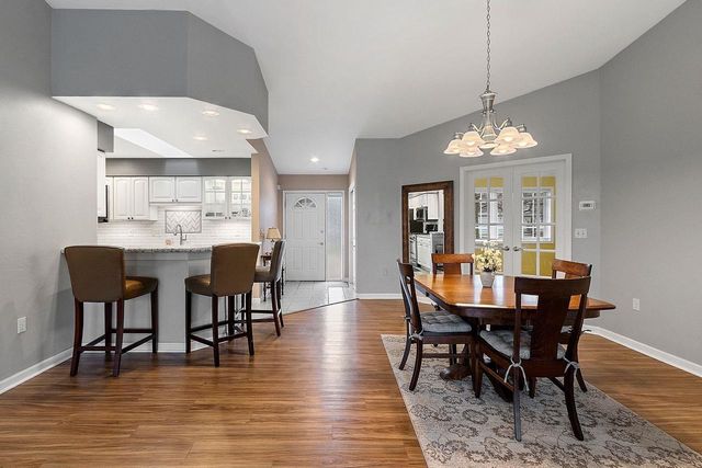 1517 RIVER PINES DRIVE, Green Bay, WI 54311