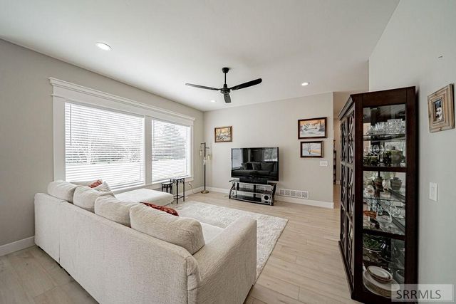 3522 Modesto Drive, Idaho Falls, ID 83406