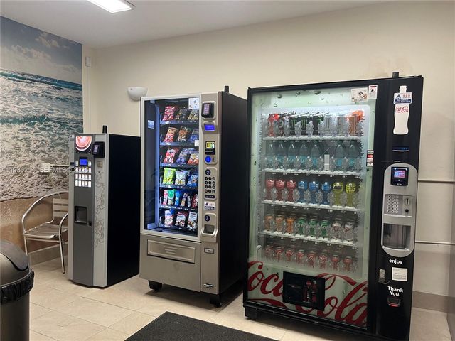 3725 S Ocean Dr 1421, Hollywood, FL 33019