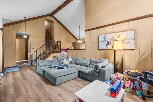 15 Cinderwood, Maumelle, AR 72113