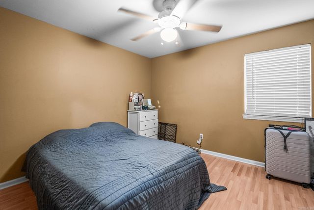 15 Cinderwood, Maumelle, AR 72113