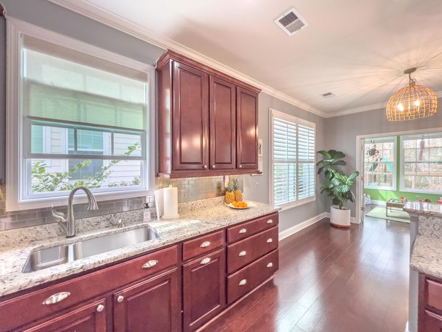 195 Donning Drive, Summerville, SC 29483