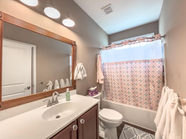195 Donning Drive, Summerville, SC 29483