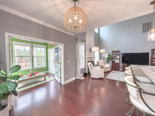 195 Donning Drive, Summerville, SC 29483