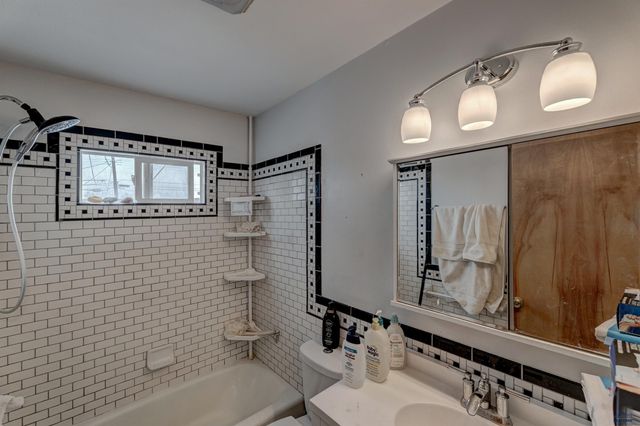 702 HAINES AVE, Rapid City, SD 57701