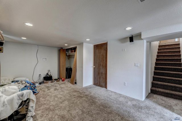 702 HAINES AVE, Rapid City, SD 57701