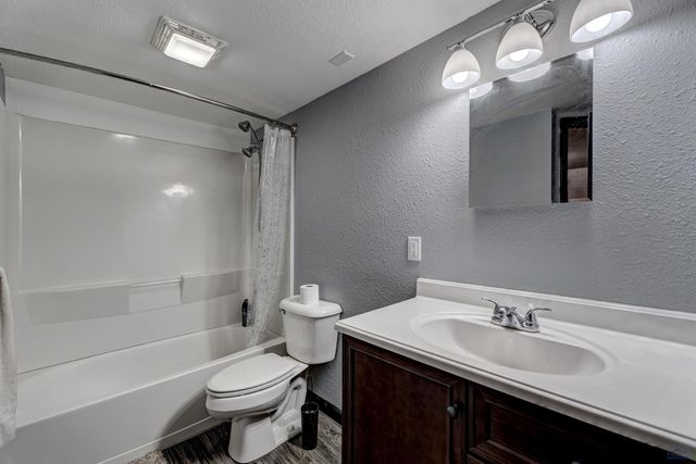 702 HAINES AVE, Rapid City, SD 57701