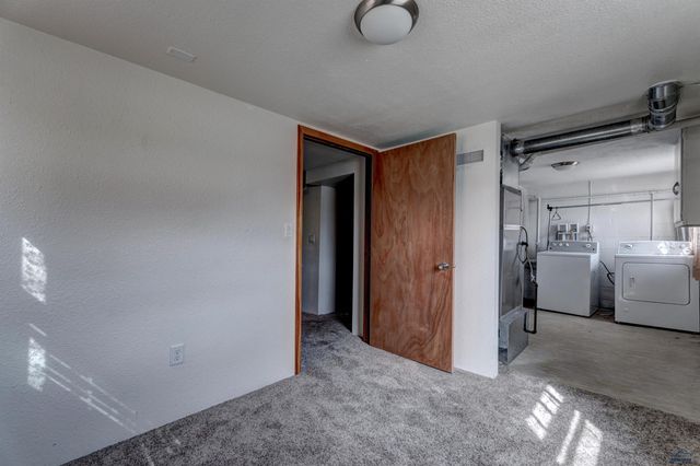 702 HAINES AVE, Rapid City, SD 57701