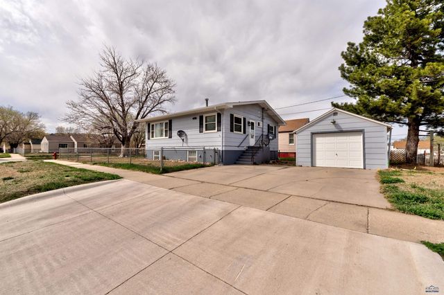 702 HAINES AVE, Rapid City, SD 57701